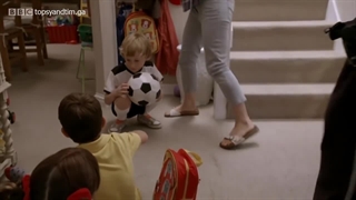 S02E07-Nursery Photo