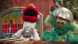 S49E10-Astronaut Elmo