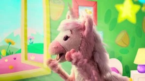 S01E03-Unicorn's Box of Big Ideas - Bigfoot's Family Ukulele