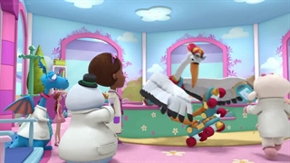 S04E05-Project Nursery Makeover - Stuffy's Ambulance Ride