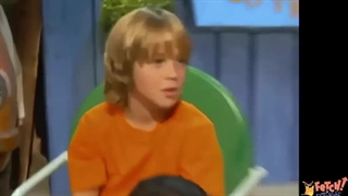 S03E06-How Not to Impress a Poodle's Mother