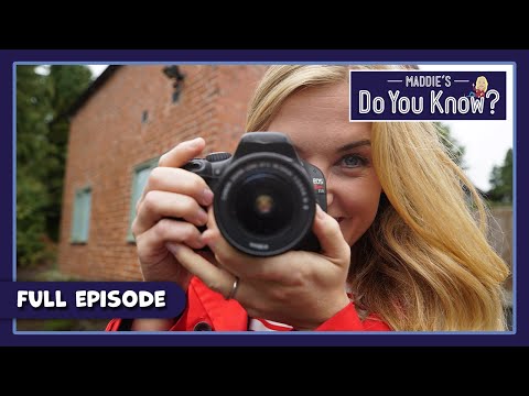 S03E23-Camera and Hairbrush