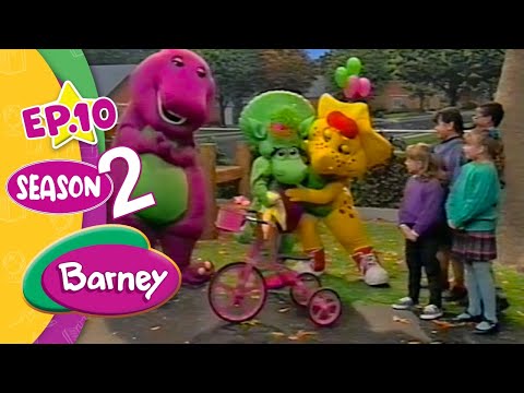 S02E10-Look At Me, I'm 3