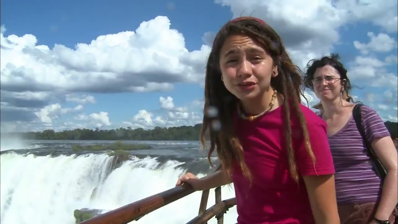 S01E15-Iguacu Falls