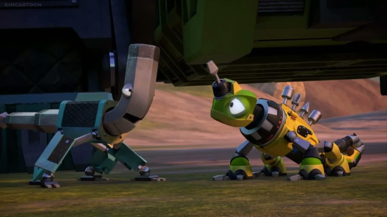 S03E15-Scaretrux