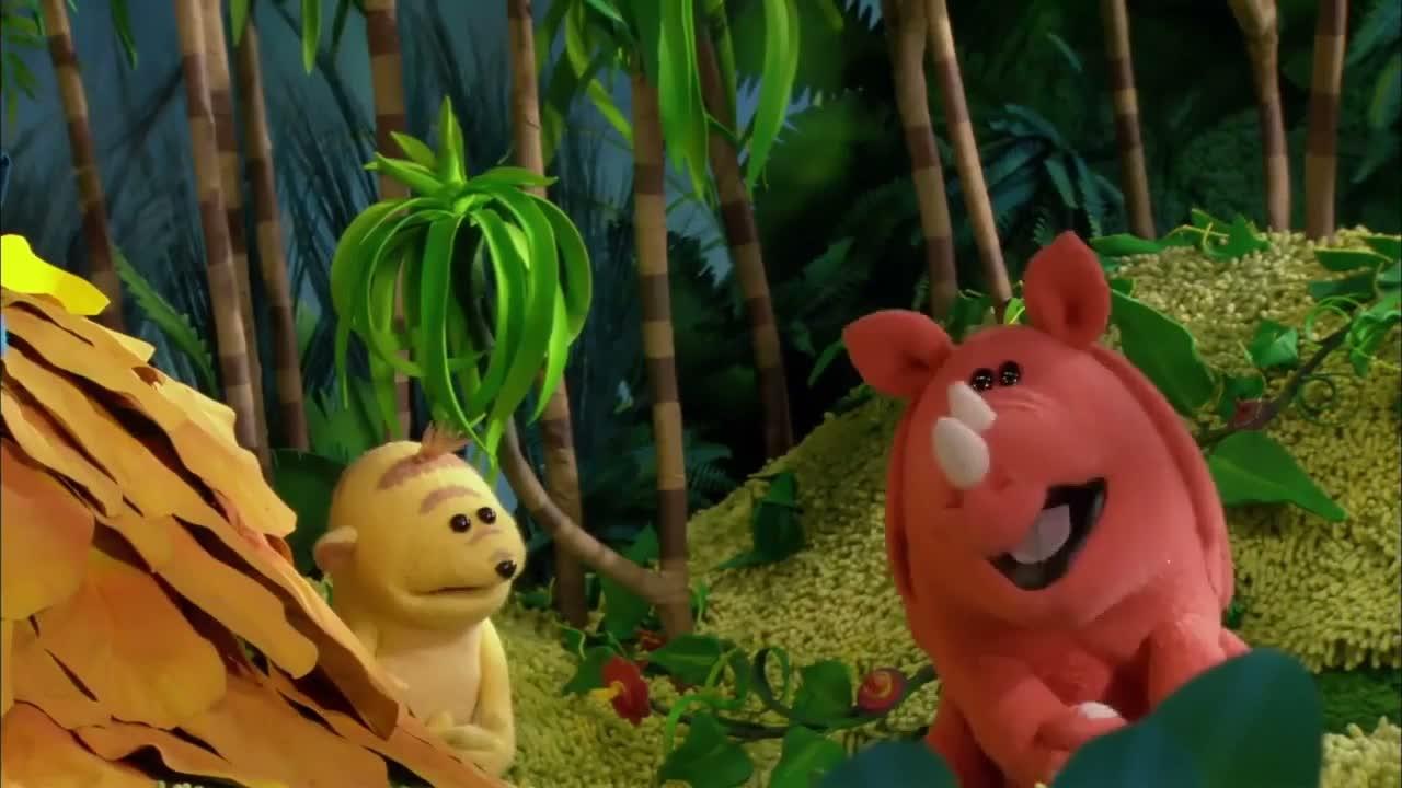 S01E09-Bruce's First Sleepover