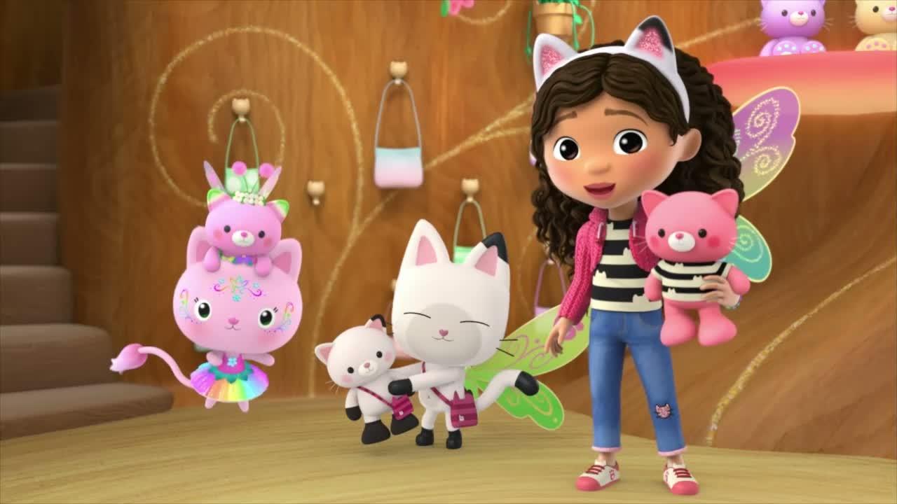 S13E03-Kitty Bear Tea Party