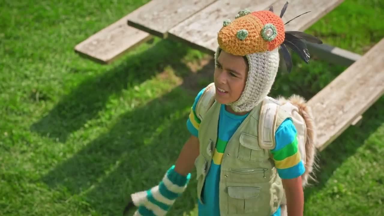 S02E02-Dino Touchdown